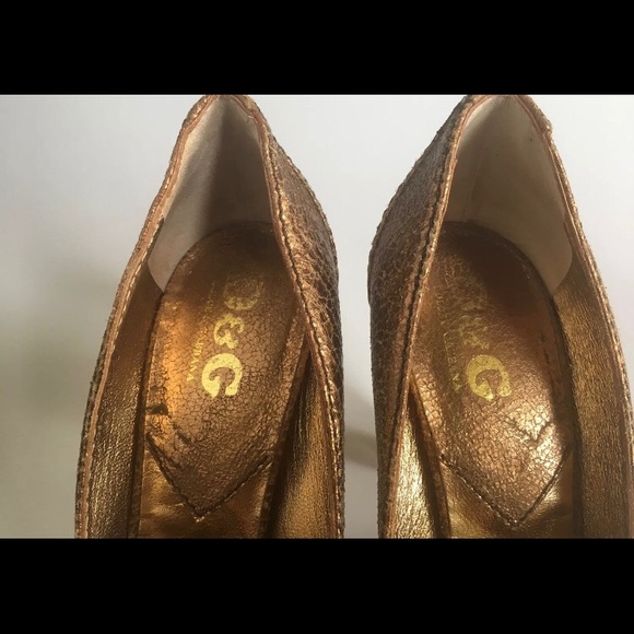 D&G women’s size 37, US 7 Metallic heels - Picture 7 of 8